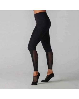 Tavi Noir, The Perfect Blend of Style and Function - UK Tights Blog