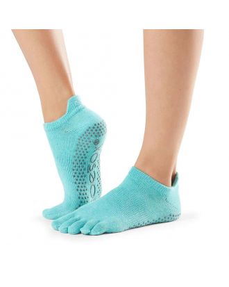 TOESOX Womens Yoga Socks Elle Half Toe Grip Villa Pattern Size