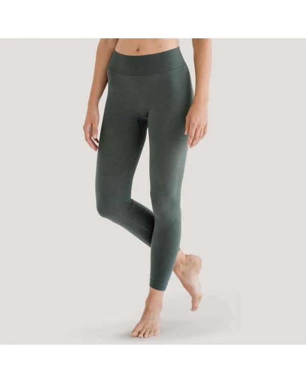 Buy WILDCRAFT Women Seamless Legging U3NGI6DVCMX (Size - L, Grey) Online -  Best Price WILDCRAFT Women Seamless Legging U3NGI6DVCMX (Size - L, Grey) -  Justdial Shop Online.