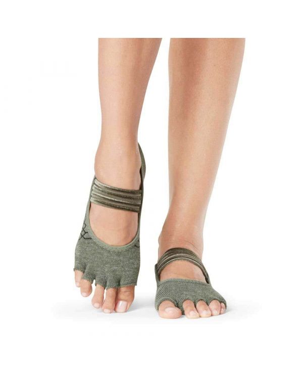 Toesox Mia non-slip toeless socks for barefoot exercise